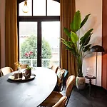 Stella Boutique 4*