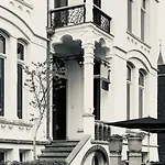 Stella Boutique מלון 4*